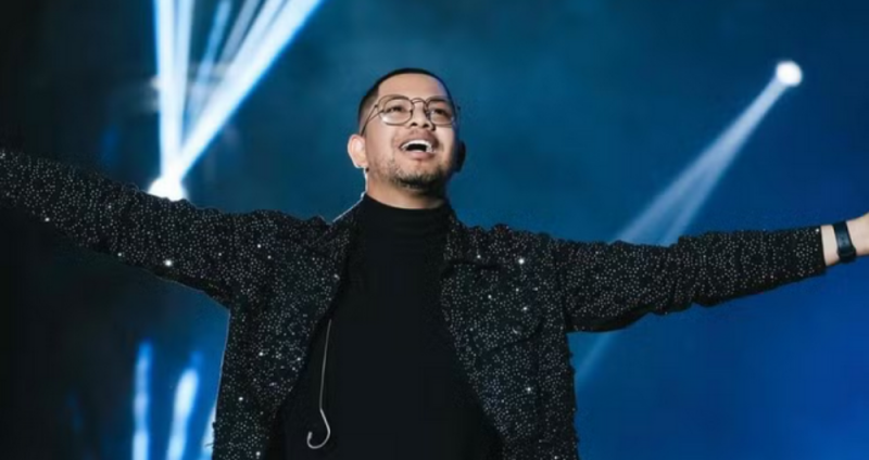 Cantor gospel Pedro Henrique morre durante show na Bahia