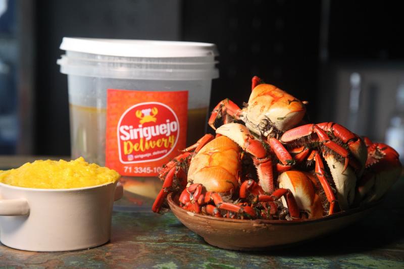 Polícia prende dono de delivery acusado de aplicar golpe de R$ 300 mil