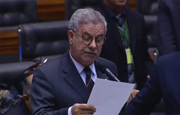 Waldenor Pereira apresenta moção de aplauso na Câmara dos Deputados pelos 33 anos de emancipação do município de Maetinga; veja o vídeo
