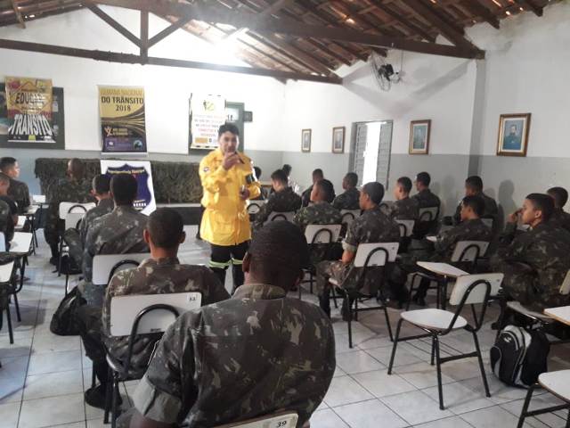 Tiro de Guerra 06-024 recebe visita do Coordenador de Educação no Trânsito de Brumado