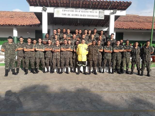 Tiro de Guerra 06-024 recebe visita do Coordenador de Educação no Trânsito de Brumado