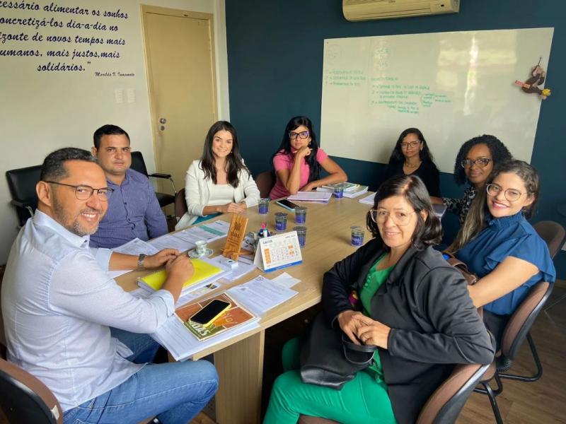 Encontro entre secretários de Brumado e Vitória da Conquista busca aprimorar serviço de acolhimento institucional 