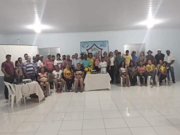 Prefeitura de Malhada de Pedras realiza reunião com agricultores que fazem parte do PAA
