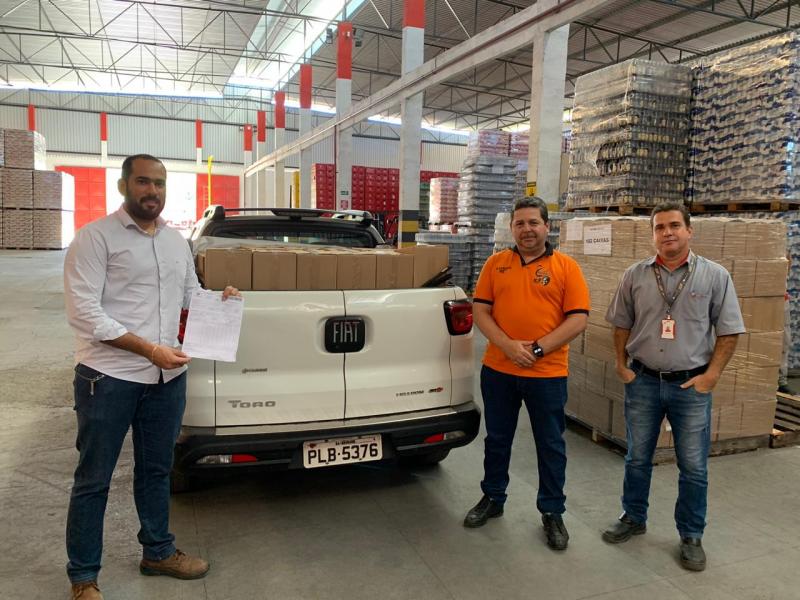 Brumado: Grupo Itaipava doa 382 mil litros de álcool 70% para ampliar os estoques da SESAU