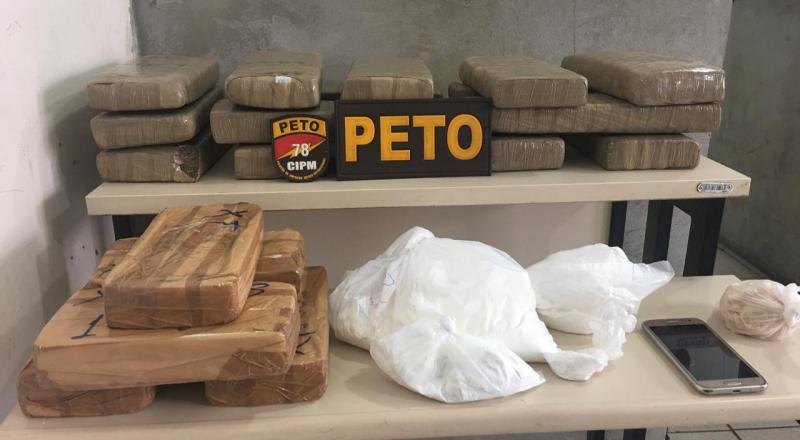 Grande quantidade de drogas transportadas em veículo foram localizados em Vitória da Conquista 