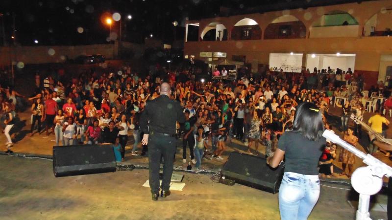 Renovação Carismática Católica de Brumado realiza o 1° Vem Louvar