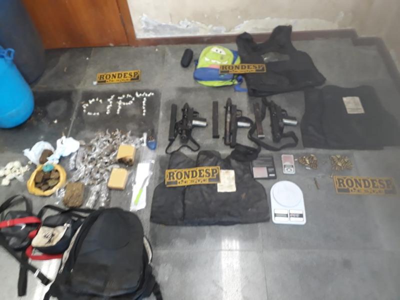 Três submetralhadoras apreendidas com auxílio de drone