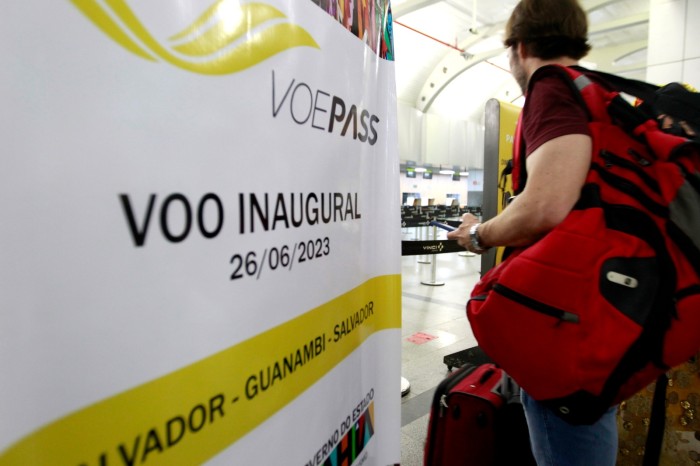 Novo voo Salvador-Guanambi entra em operação