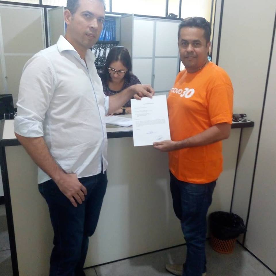 Brumado: filiados ao partido novo apresentam abaixo assinado na câmara contra o aumento de vereadores