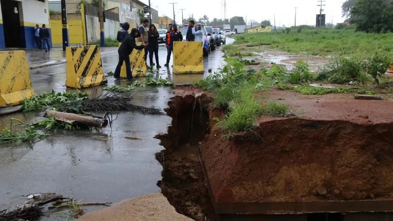Chuva já deixa quase 14 mil desalojados na Bahia; 804 estão desabrigados