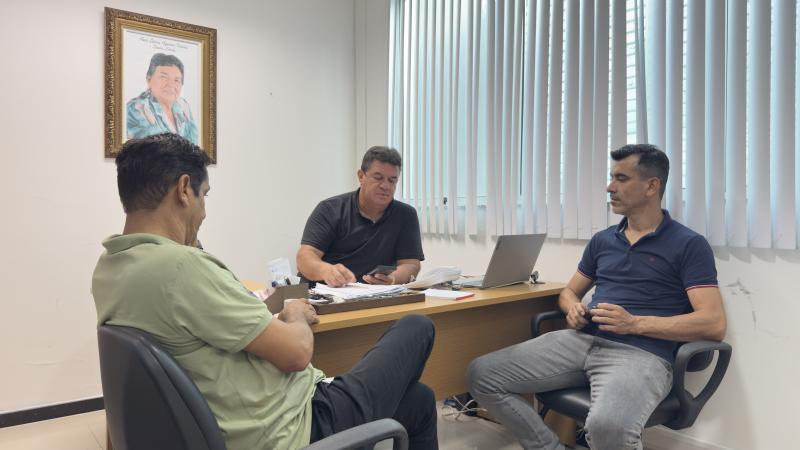 Vereadores de Rio do Antônio cumprem agenda em Salvador em busca de benefícios para o município 