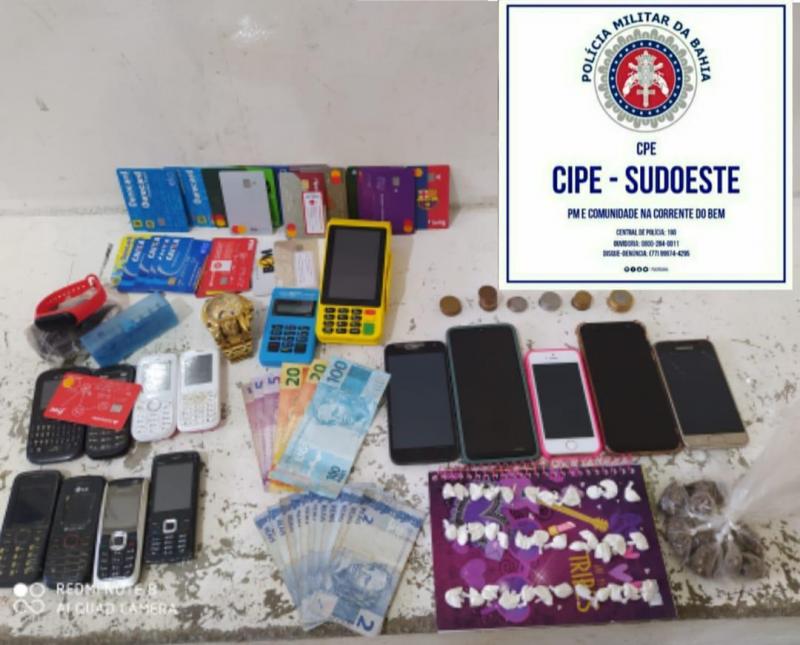 Criminoso flagrado com cartões clonados e drogas em Vitória da Conquista 