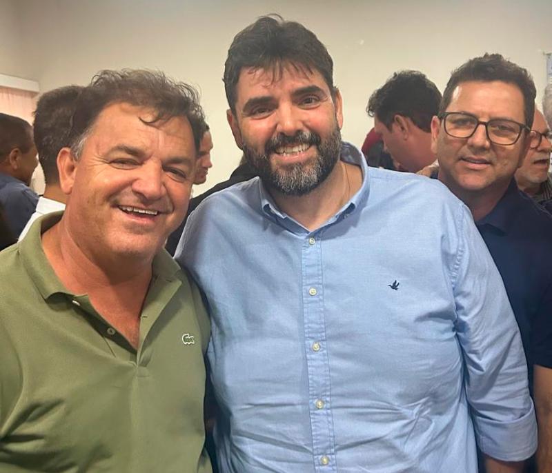 Prefeito de Rio do Antônio participa de evento do Consórcio de Saúde em Caetité onde Unacom foi estadualizada