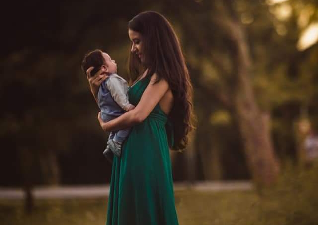 Atendimento via 190 salva criança vítima de sufocamento