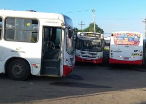 Feira de Santana entra no terceiro dia sem ônibus