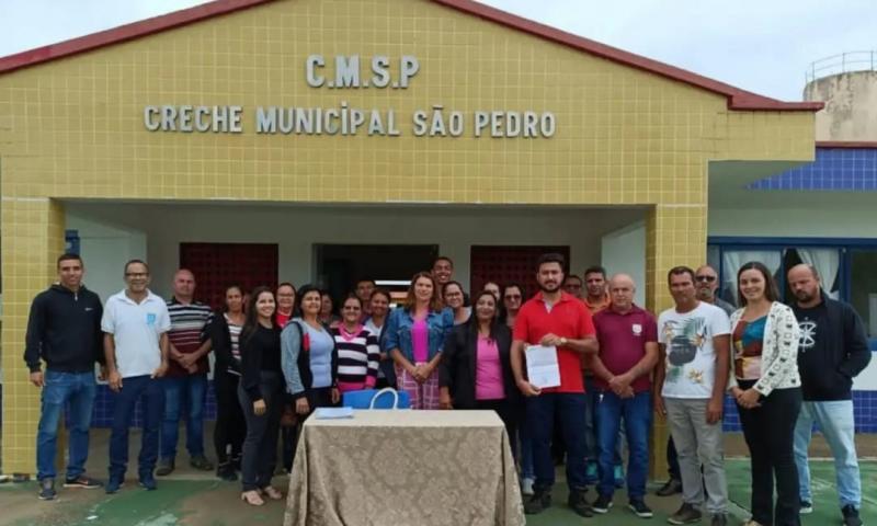 Aracatu: Prefeita assina ordem de serviço de quase 2 milhões para reforma e ampliação da creche São Pedro