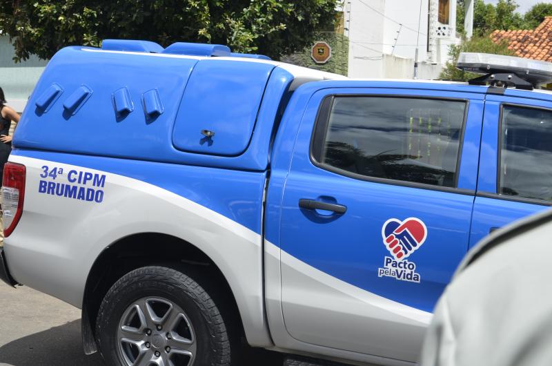 Brumado: suspeito de praticar assalto a bar é encaminhado à delegacia e reconhecido pela vítima