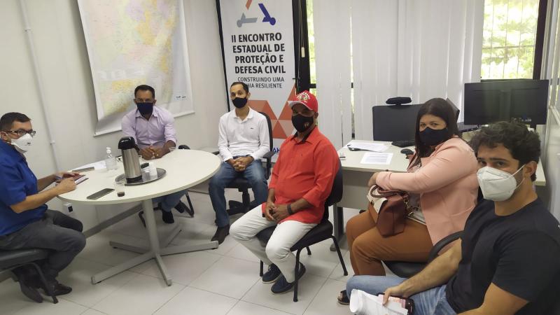 Após reivindicações da vereadora Verimar do Sindicato, Operação Água Potável é iniciada em Brumado