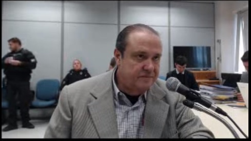 Condenado na Lava Jato, Genu se entrega