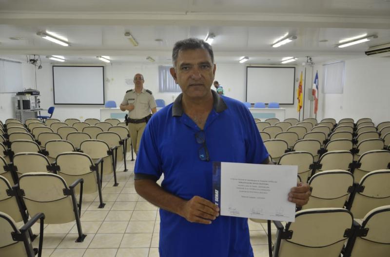 SMTT realiza cerimônia de entrega de certificados a taxistas de Brumado