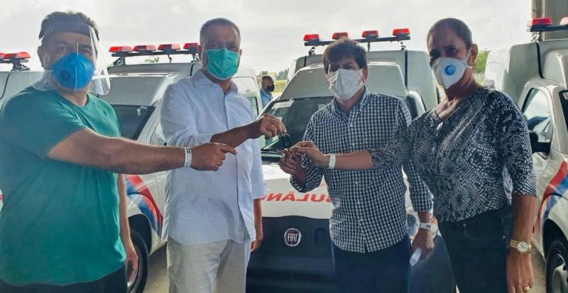 Aracatu recebe uma ambulância para melhor atendimento à população