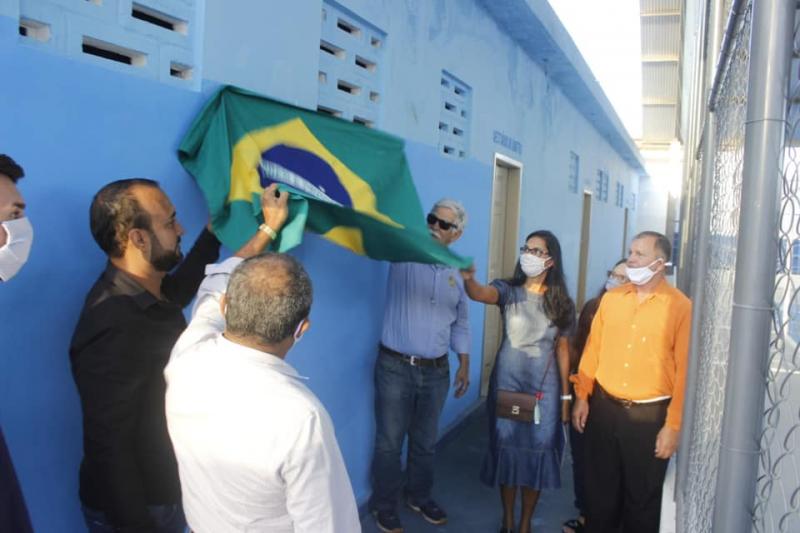 Prefeitura de Brumado realiza inauguração da reforma da Quadra Poliesportiva Lucílio de Castro Meira