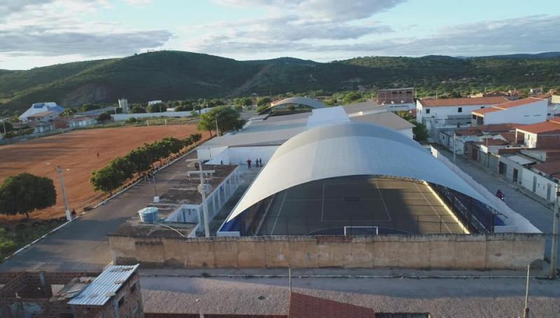 Prefeitura de Brumado realiza inauguração da reforma da Quadra Poliesportiva Lucílio de Castro Meira