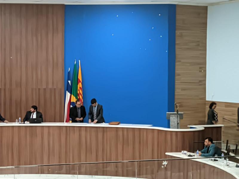 Lia Teixeira é eleita 2ª secretaria da Mesa Diretora da Câmara de Vereadores de Brumado