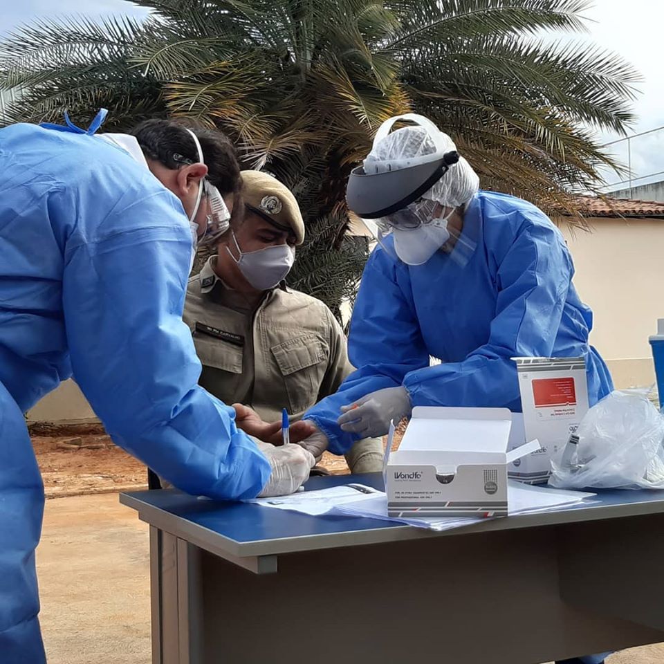 Brumado: 32 policias testam negativo após contato com militar que testou positivo para Covid-19 