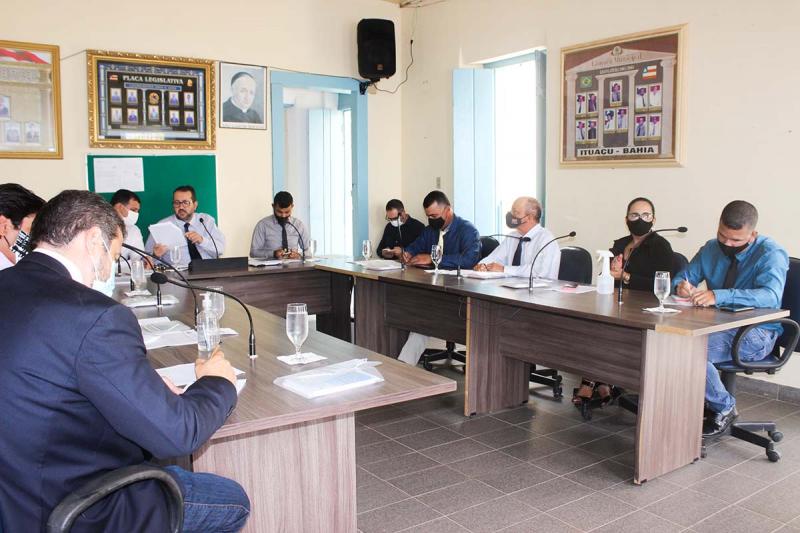 Risco de contaminação por Covid-19 leva presidente da Câmara de Ituaçu a suspender todas as sessões deste mês