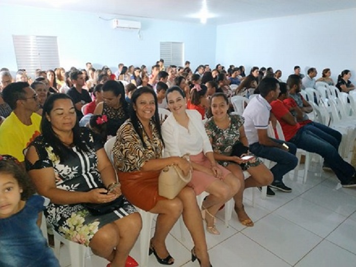 Audiência pública é realizada para apresentar a versão preliminar do Referencial Curricular de Malhada de Pedras