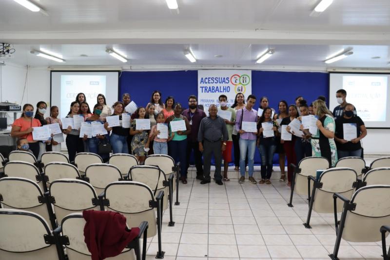 Em parceria com Senai, Prefeitura de Brumado qualifica jovens e adultos para o mercado de trabalho