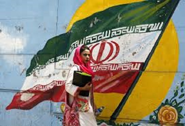 EUA retomam duras sanções unilaterais contra Irã