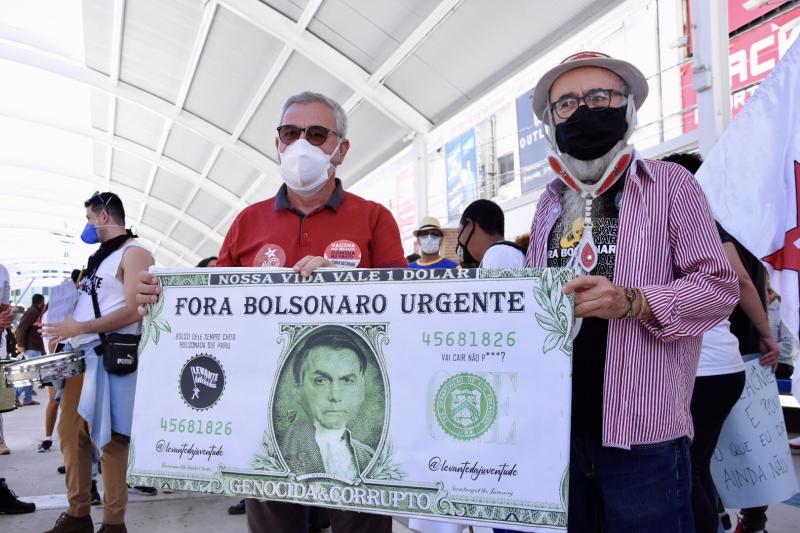 SEGUNDO ORGANIZADORES, VITÓRIA DA CONQUISTA TEM SUA MAIOR MANIFESTAÇÃO PELO “FORA BOLSONARO”