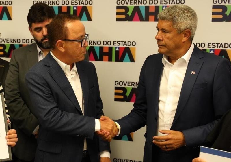 Governador recebe prefeito do União Brasil e reabre diálogo após 20 anos