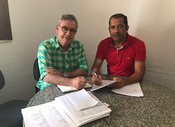 Brumado: Embasa elabora projeto de adutora para a comunidade Tanquinho e região