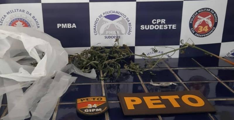 Brumado: Homem é detido no bairro Irmã Dulce após ser flagrado com drogas