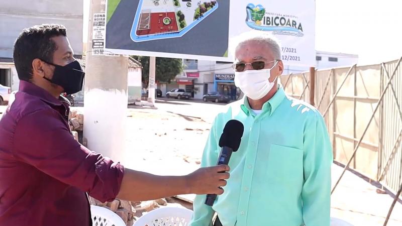Prefeito de Ibicoara assina ordem de serviços para-  construção de praça no distrito de  Cascavel; Vídeo