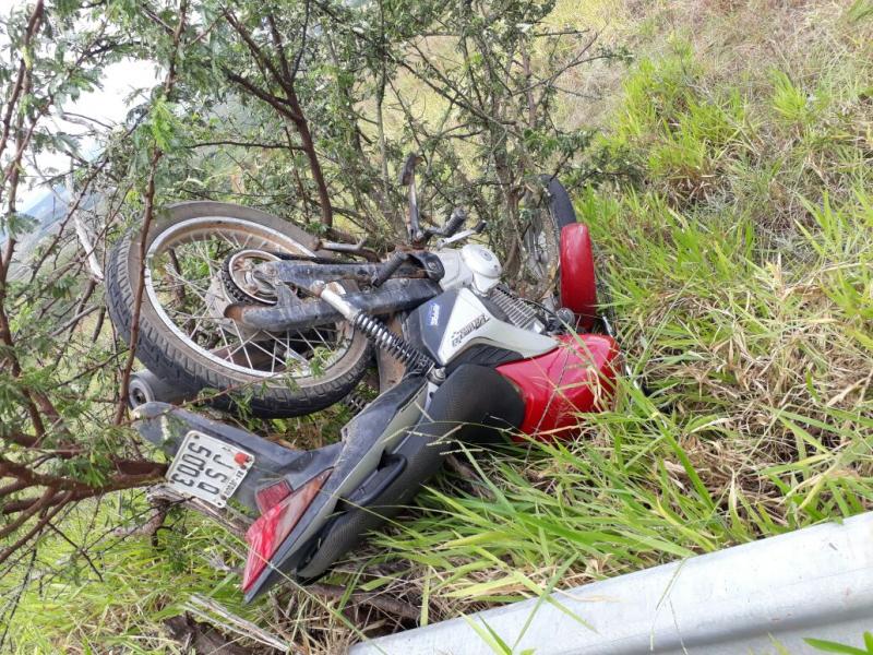 Após sofrer acidente de moto, bandidos saem ilesos e realizam assalto em Barra da Estiva