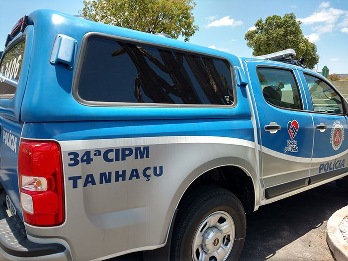 Com facão, meliantes assaltam posto de combustíveis em Tanhaçu