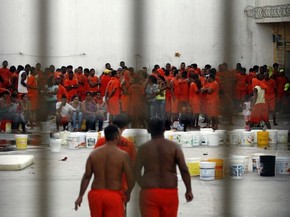 Rebelião em presídio de Feira de Santana deixa 7 presos mortos