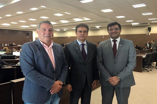 Presidente do legislativo brumadense comemora sanção da lei que eleva comarca de Brumado a Entrância Final