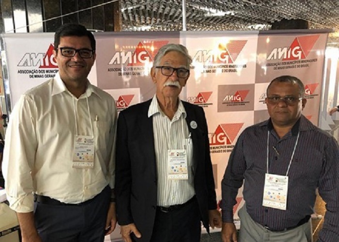 Prefeito Eduardo Vasconcelos participa, em Belo Horizonte, do III Encontro Nacional dos Municípios Mineradores