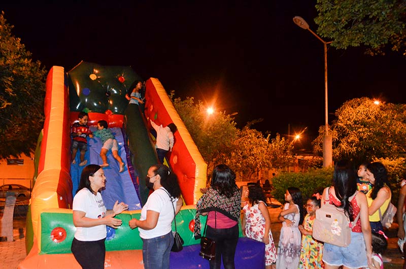 Igreja Nova Sião de Brumado garantiu a alegria de dezenas de crianças com ação social
