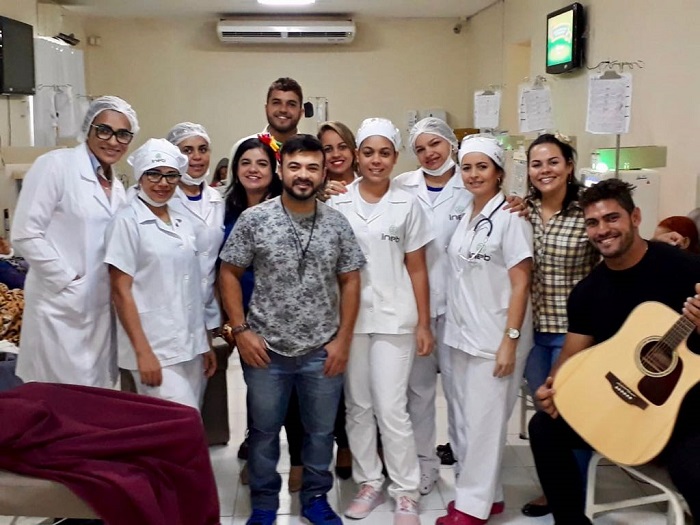 Fann Estourado participa do segundo ‘Arraiá Ineb’ na Clínica Ineb em Brumado