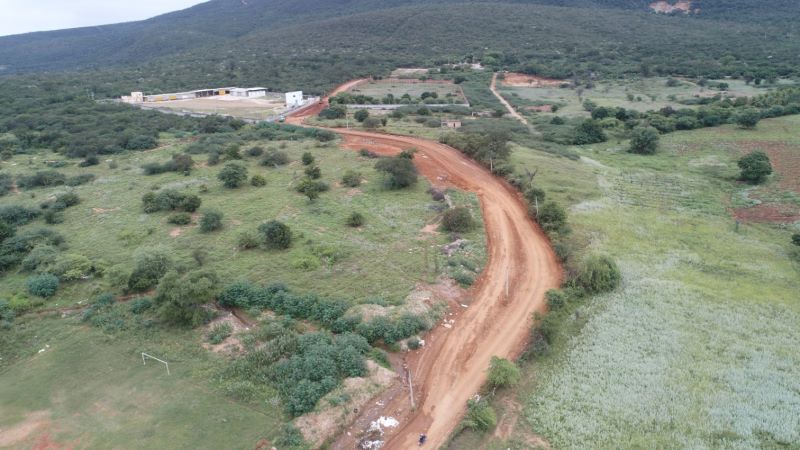 Prefeitura de Brumado inicia as obras de asfaltamento da Av. Paulo César Ribeiro 