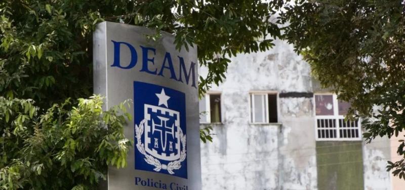 Lula sanciona lei que determina funcionamento ininterrupto da Delegacia da Mulher; Bahia possui 22 unidades