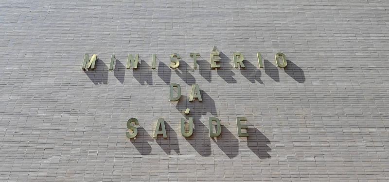 Nota técnica sobre aborto legal é suspensa após pressão de bolsonaristas