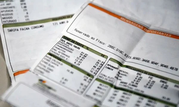 Lula assinará MP que reduz em até 4% conta de luz para consumidores residenciais