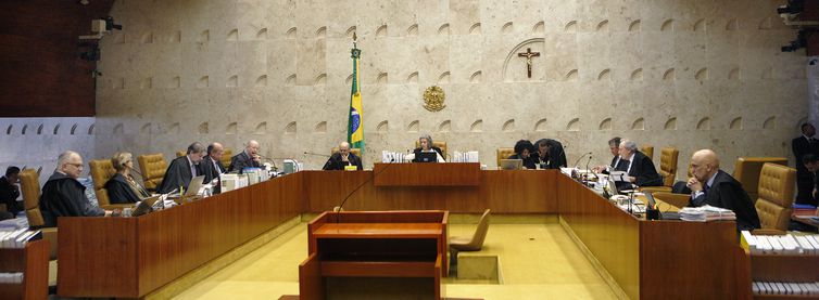 Por 6 votos a 5, STF impede conduções coercitivas para interrogatório